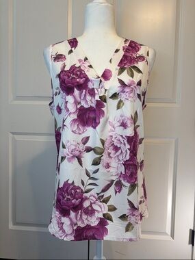 SHEIN White V-Neck Sleeveless Top with Purple Floral Print